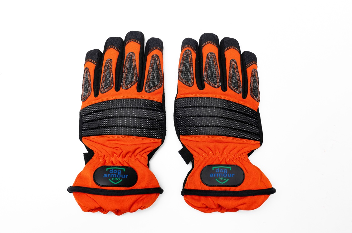 IronShield PRO Gloves – Advanced protection for high-risk industrial work(2) IronShield PRO Gloves, designed with impact guards, cut-resistant layers, and reinforced materials to deliver maximum safety in demanding industrial environments.